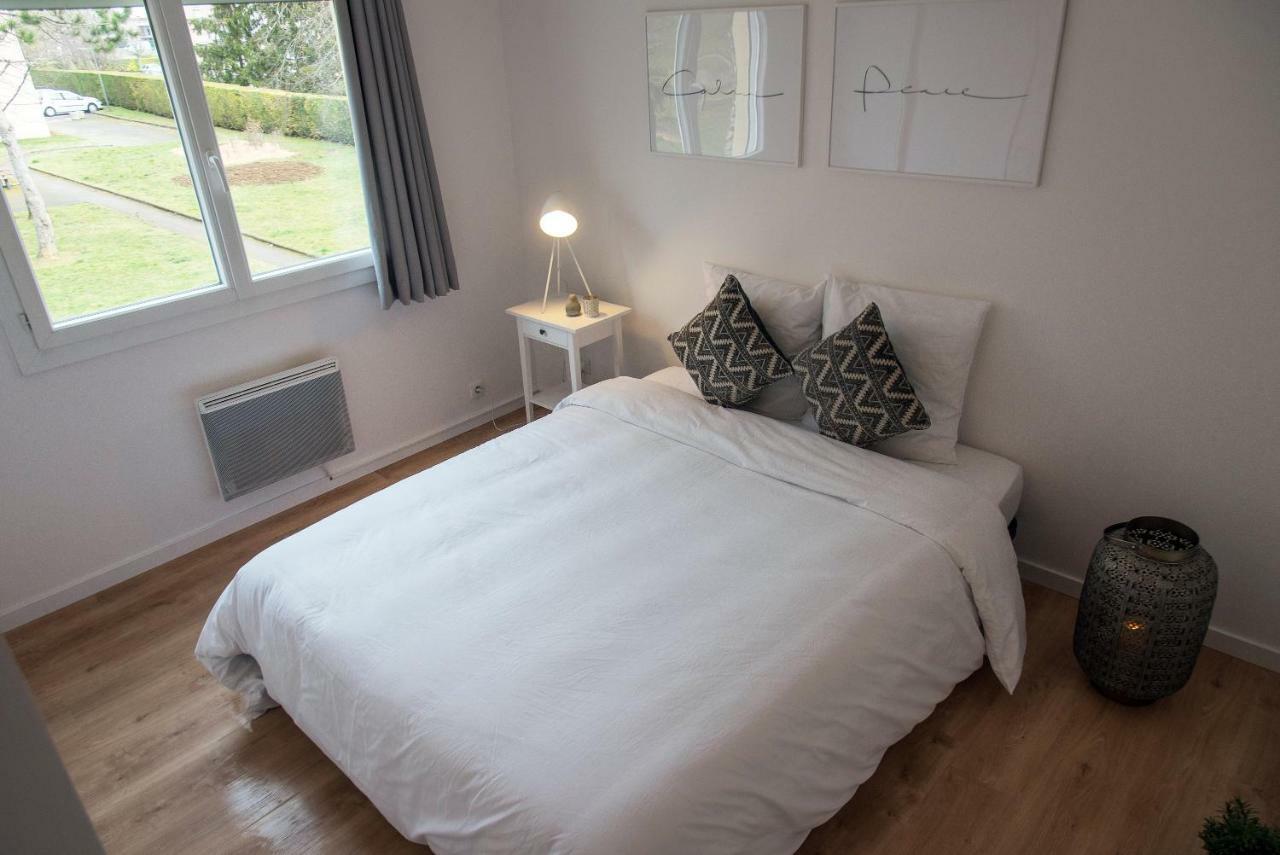 Au Rue De La Fleuriee Apartman Saint-Apollinaire  Kültér fotó